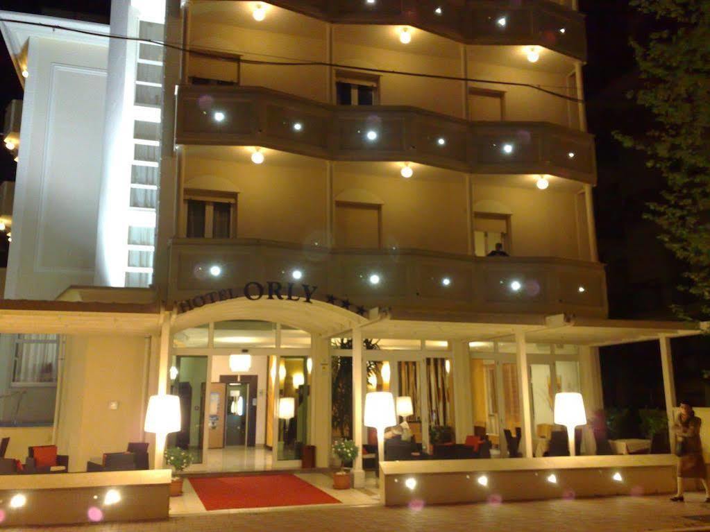 Hotel Orly Cesenatico Exterior foto